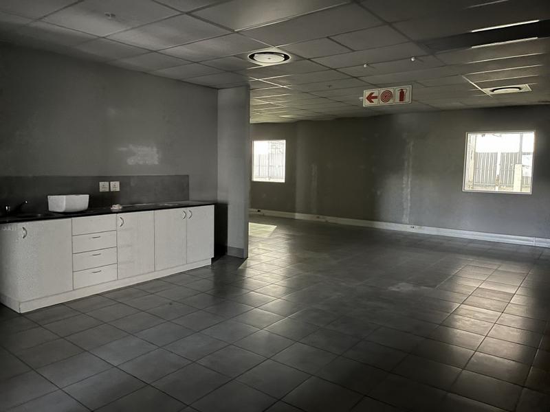 To Let commercial Property for Rent in Montague Gardens Western Cape